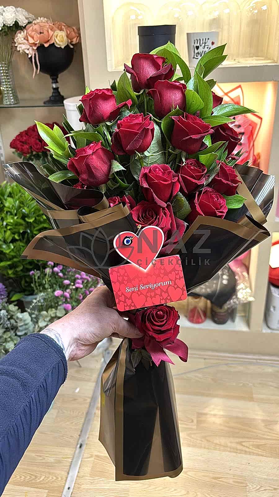 15 Adet Gül Kampanya - Naz Çiçekçilik